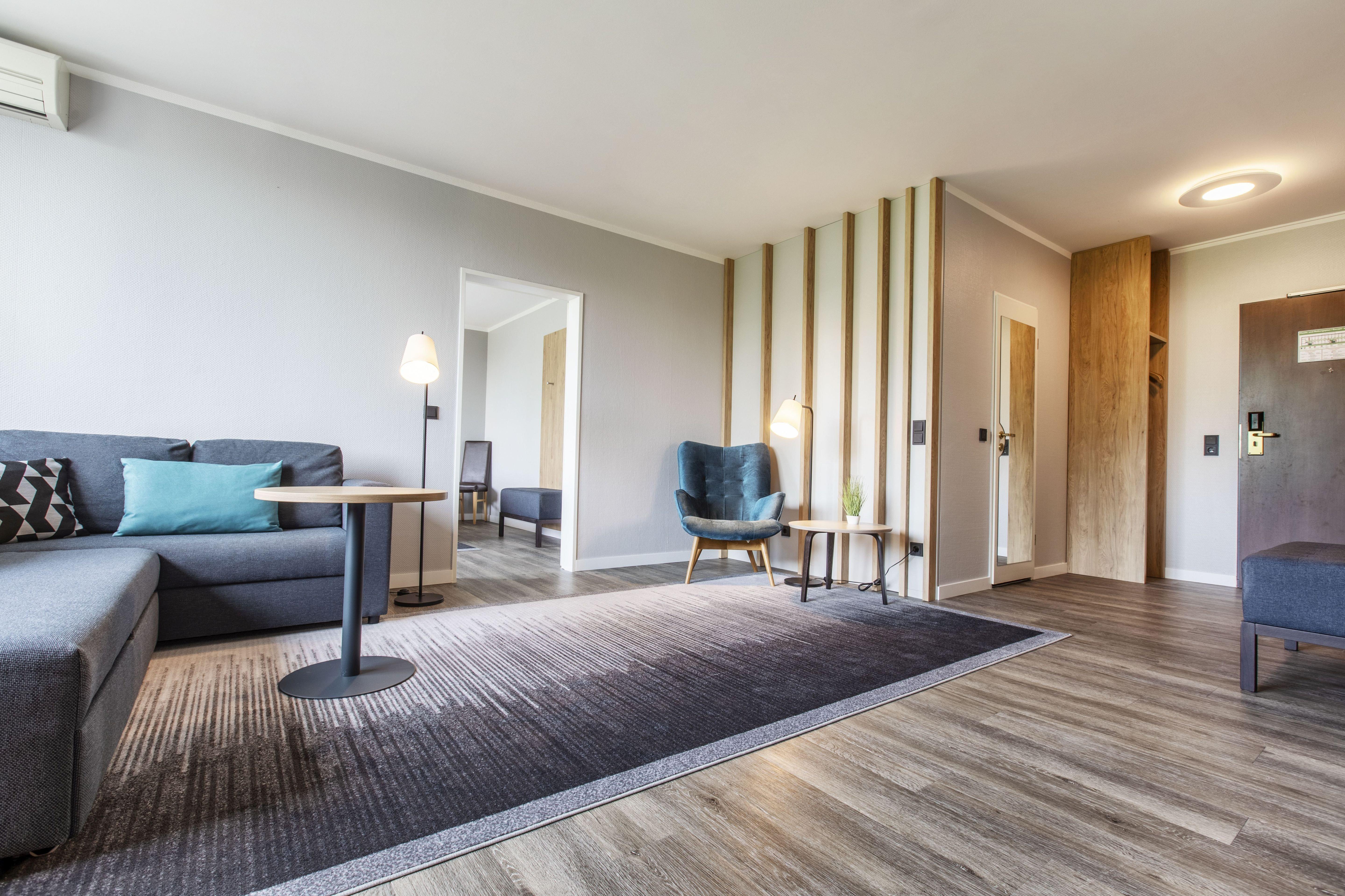 Holiday Inn Duesseldorf-Neuss By Ihg Exterior photo