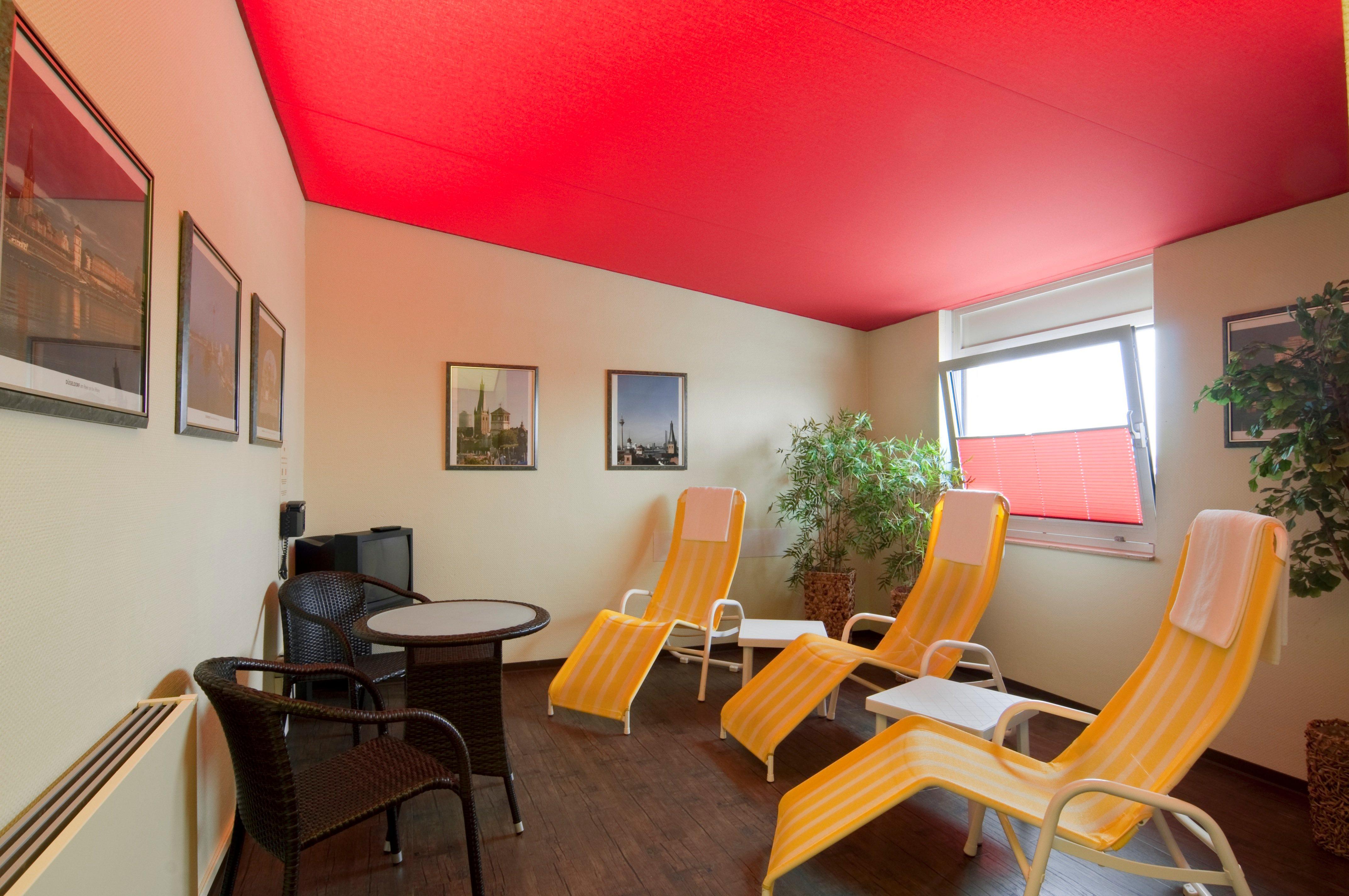 Holiday Inn Duesseldorf-Neuss By Ihg Exterior photo