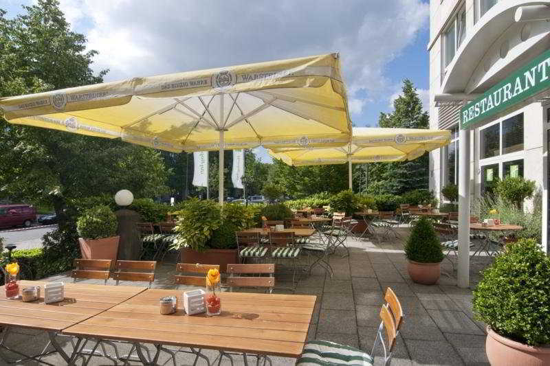 Holiday Inn Duesseldorf-Neuss By Ihg Restaurant photo